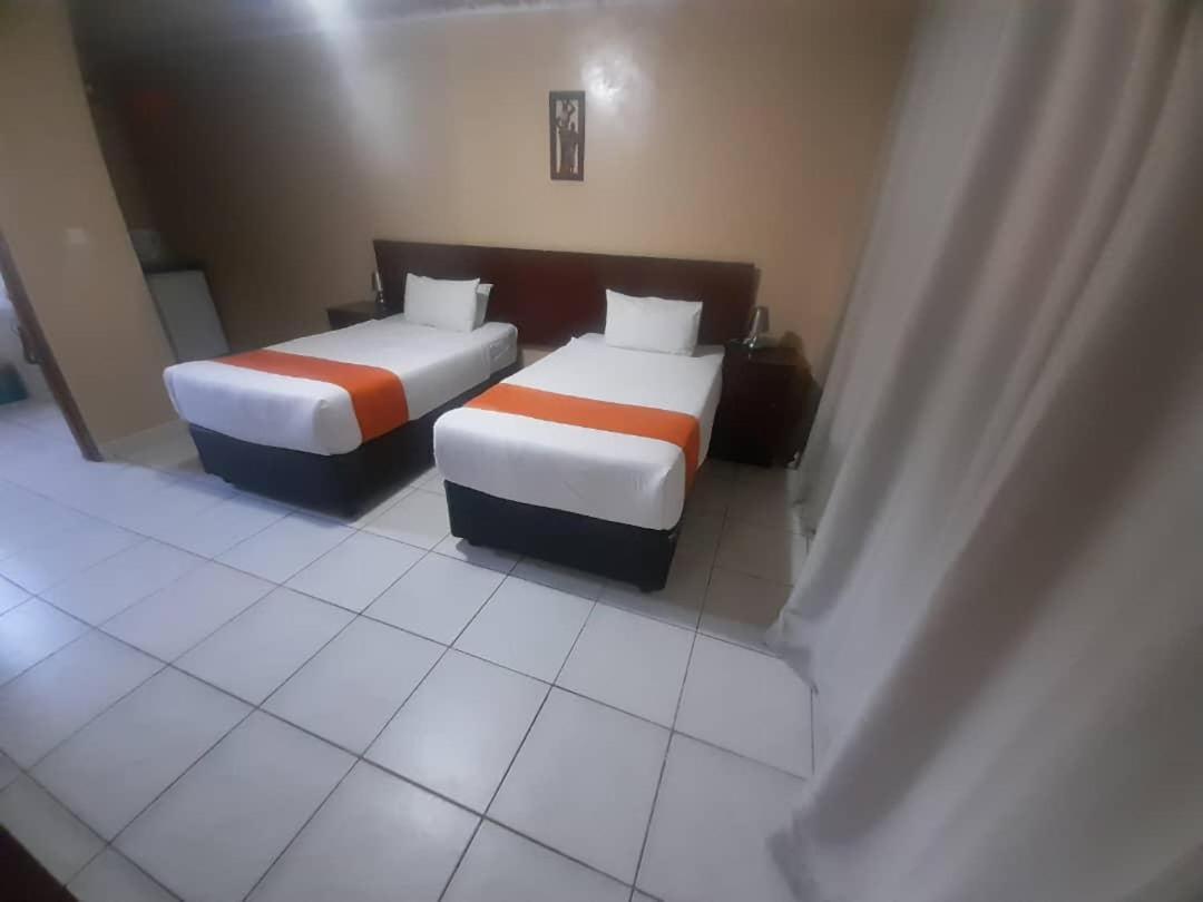Nkanga Hotel カサネ エクステリア 写真
