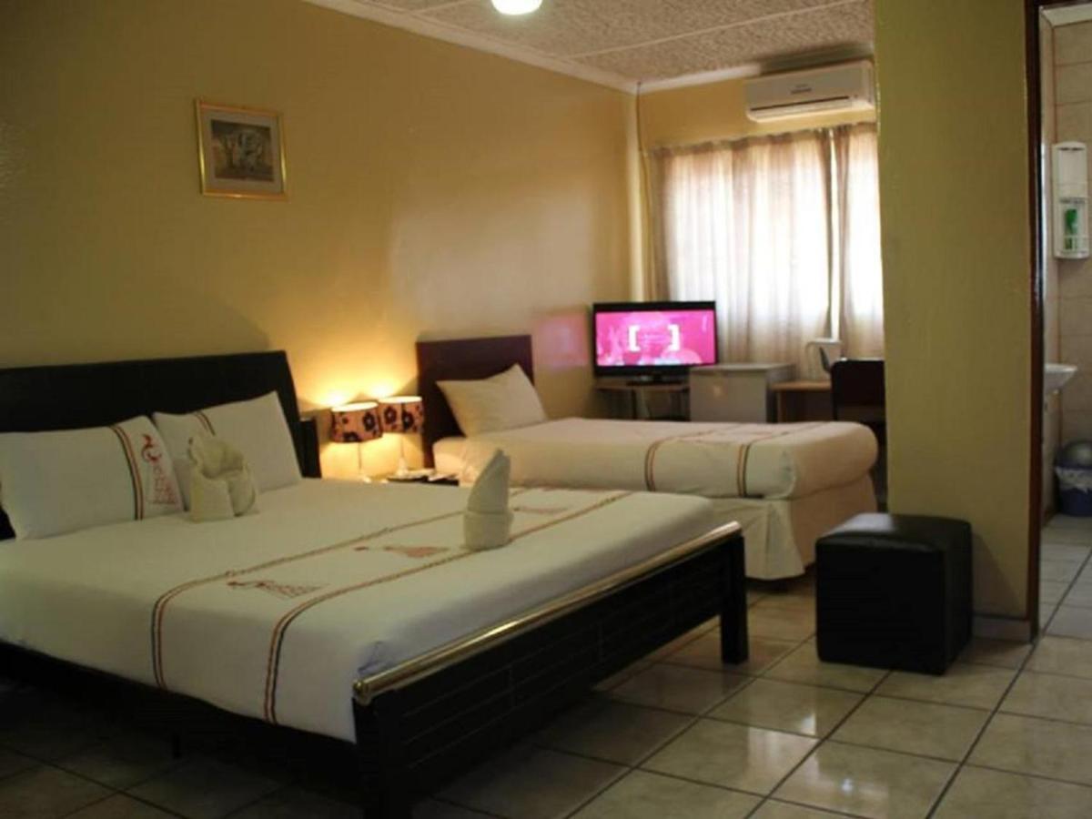 Nkanga Hotel カサネ エクステリア 写真