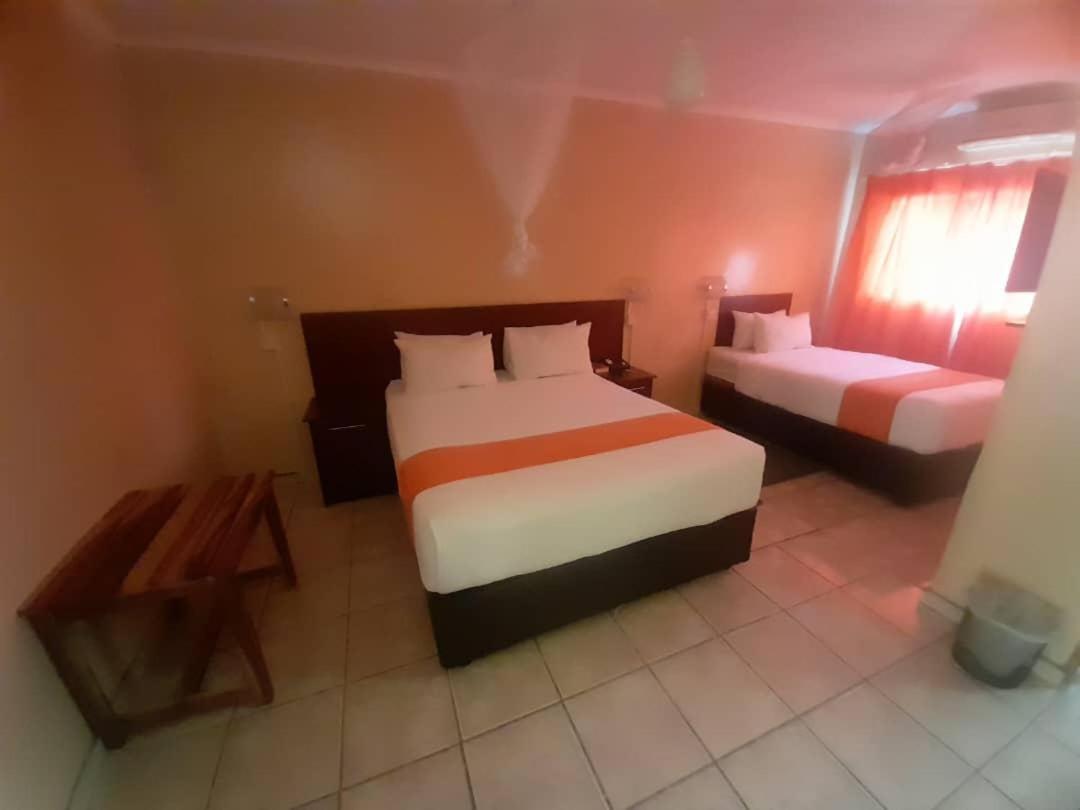 Nkanga Hotel カサネ エクステリア 写真