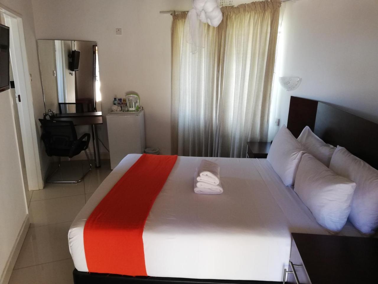 Nkanga Hotel カサネ エクステリア 写真