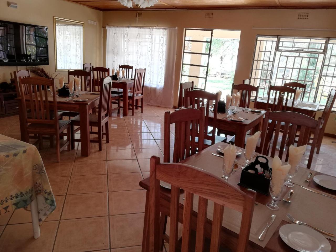 Nkanga Hotel カサネ エクステリア 写真